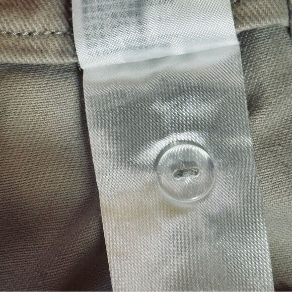 H&M. High-waisted Twill Paper-bag Khaki Pants. Size 6. - Picture 4 of 9